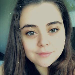 Meet your Posher, Kaitlyn